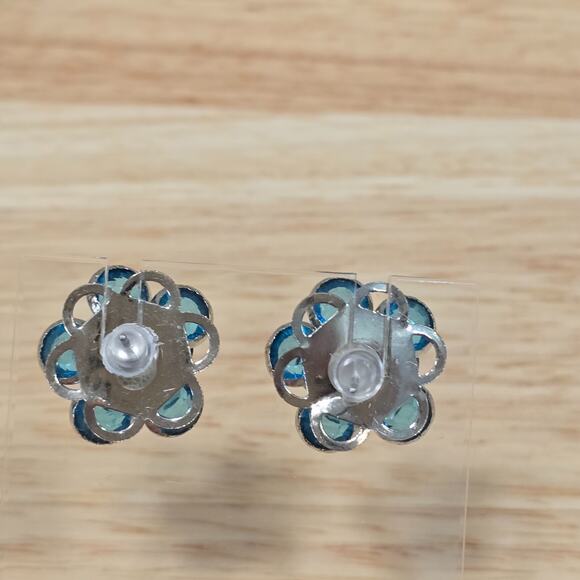 Artisan Silver Tone 3D Blue Flower Rhinestone Pierced Stud Earrings - Picture 5 of 6